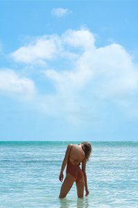 Fanny Francois Sexy & Topless 7 thefappeningblog.com.jpg