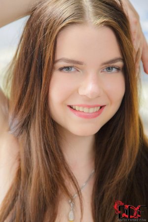 0779-02 thefappeningblog.com.jpg