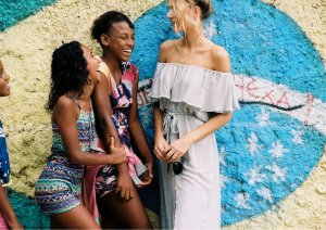 Bregje Heinen Sexy Topless 32 thefappeningblog.com.jpeg