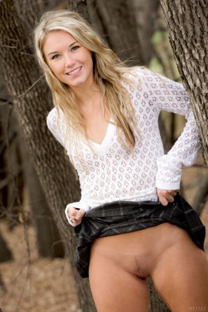 2614-04 thefappeningblog.com.jpg