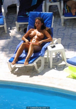 lucinda-rhodes-flaherty-sunbathing-topless-shows-her-nude-boobs-5.jpg