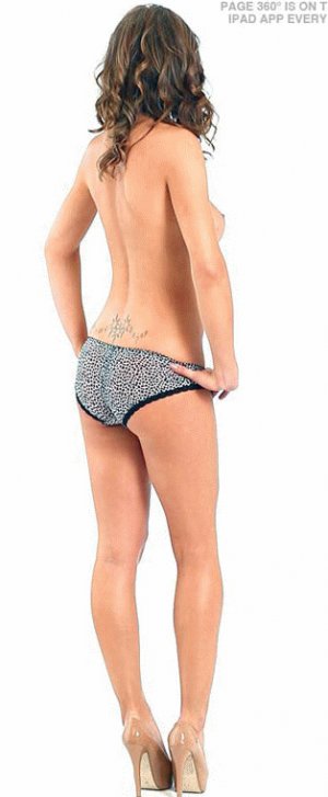 Rosie Jones 360 GIF 01_0020_Capa 14.jpg