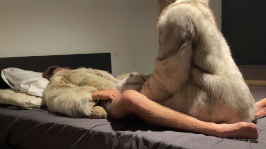 furfetishcouple-09-08-2021-2187945712-First fur sex in our new place П÷╔╟.mp4_000106898.jpg