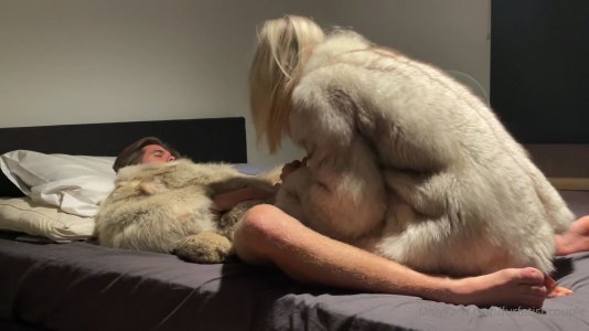 furfetishcouple-09-08-2021-2187945712-First fur sex in our new place П÷╔╟.mp4_000165123.jpg