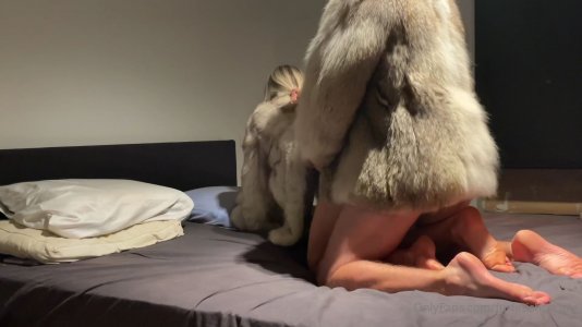 furfetishcouple-09-08-2021-2187945712-First fur sex in our new place П÷╔╟.mp4_000367658.jpg