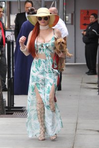 Phoebe Price Cleavage 2 thefappeningblog.com.jpg