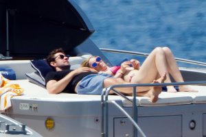 Emily Blunt Sexy 15 thefappeningblog.com.jpg