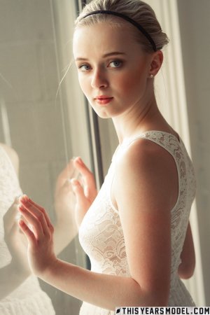 0376-03 thefappeningblog.com.jpg