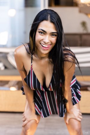 0003-02 thefappeningblog.com.jpg