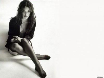 450_keira-knightley-in-stockings-skinny-534084703.jpg