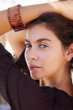 0002-02 thefappeningblog.com.jpg