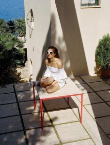 Julia Van Os Nude & Sexy 7 thefappeningblog.com.jpg