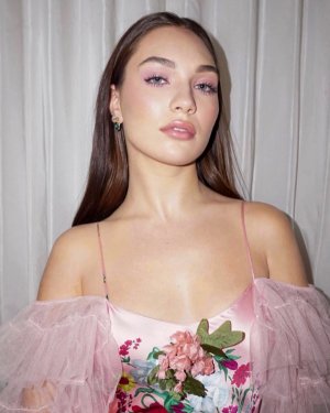 Maddie Ziegler (5).jpg