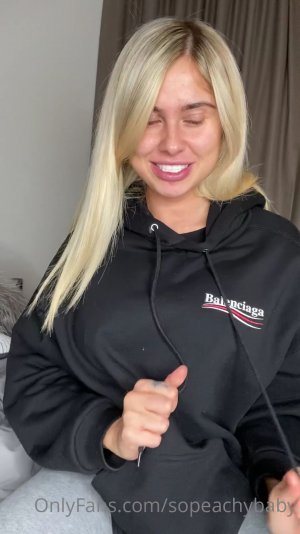 Onlyfans - sopeachybabe  (100).jpg