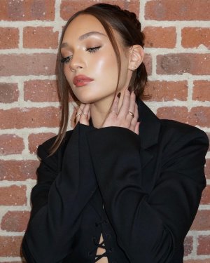 maddie Ziegler (7).jpg