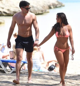 Vicky Pattison Sexy 26 thefappeningblog.com.jpg