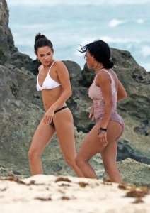 Ashley Moore Sexy 15 thefappeningblog.com.jpg