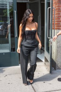 Kim Kardashian Sexy 6 thefappeningblog.com.jpg
