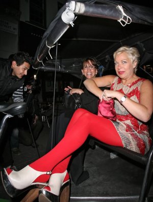 Celebrities+Out+Groucho+Club+awn5mK8EfNhx (1).jpg