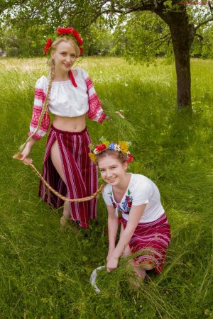 0019-19 thefappeningblog.com.jpg