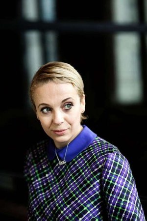 amanda-abbington-5.jpeg