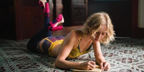 Amelia Eve - Leopard Skin - S01E01_1-500.jpg