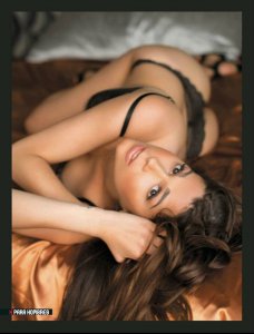 Gwen Garcia Naked 23.jpg