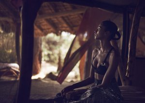 Imaan Hammam See Through & Sexy 5 thefappeningblog.com.jpg