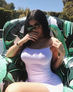 Kylie Jenner Sexy 1 thefappeningblog.com.jpg