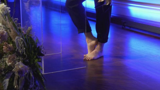 Jessie-Buckley-Feet-5095399.jpg