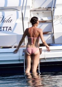 Christine Bleakley Sexy 8 thefappeningblog.com.jpg