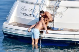 Christine Bleakley Sexy 27 thefappeningblog.com.jpg