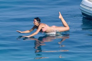 Christine Bleakley Sexy 32 thefappeningblog.com.jpg