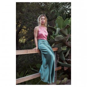 Olesya Rulin Sexy Photos 8 thefappeningblog.com.jpg