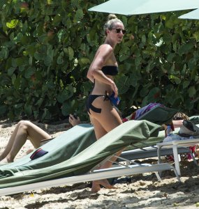 Lisa Carrick Sexy 17 thefappeningblog.com.jpg