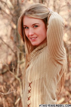 0218-07 thefappeningblog.com.jpg