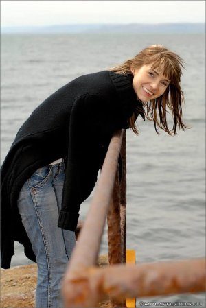 mplstudios-anya-body-by-design-10 thefappeningblog.com.jpg