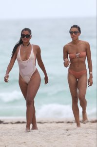 Claudia Jordan See Through 15 thefappeningblog.com.jpg