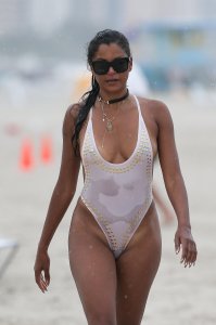 Claudia Jordan See Through 37 thefappeningblog.com.jpg