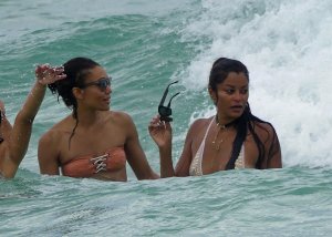 Claudia Jordan Nip Slip 24 thefappeningblog.com.jpg