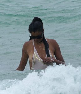 Claudia Jordan Nip Slip 42 thefappeningblog.com.jpg