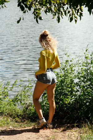 0002-02 thefappeningblog.com.jpg