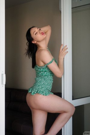 0003-10 thefappeningblog.com.jpg