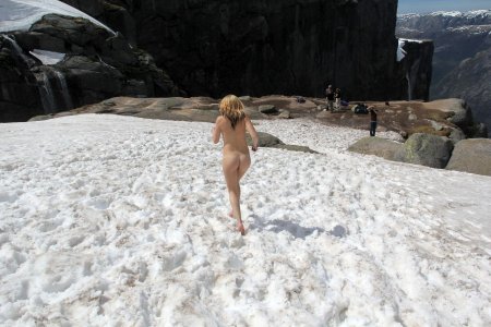 0001-10 thefappeningblog.com.jpg