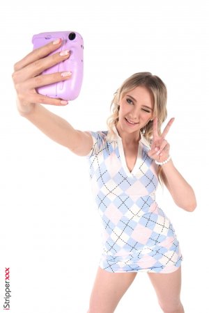 0015-04 thefappeningblog.com.jpg