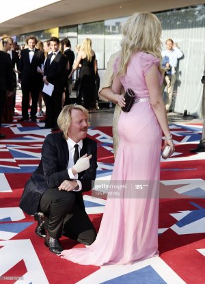 Holly Willoghby gettyimages-145357570-2048x2048.jpg