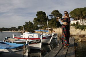 Dany Michalski Sexy & Topless 28 thefappeningblog.com.jpg