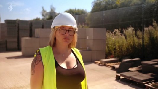 Screenshot_20230321_022024_Video Player.jpg