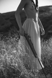 Rachael Lange Topless 9 thefappeningblog.com.jpg