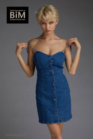 0010-01 thefappeningblog.com.jpg